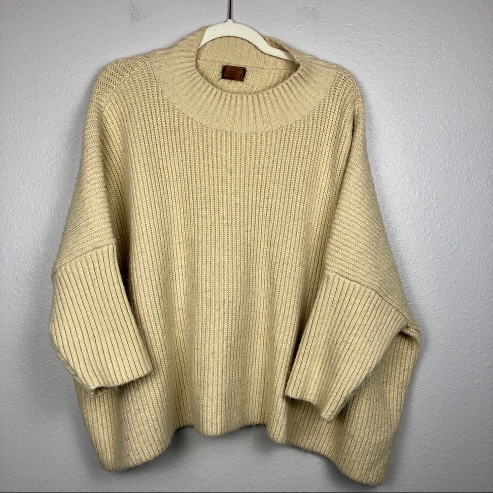POL Oversized Chunky Sweater • Small